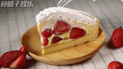 【gif】对不起了各位,不能只有我一个人饿