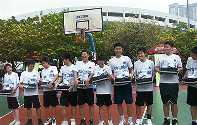 吴亦凡成为广州七中篮球队队长是多少岁_360