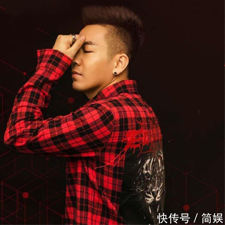 YY舞帝利哥再出新招,收徒大赛不收礼物,主动放