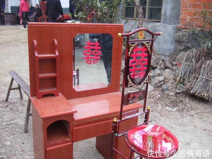 用娘家的陪嫁给弟弟用作彩礼,婆婆知道后让我
