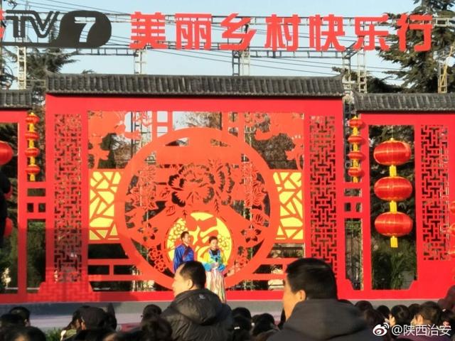 咸阳兴平市公安局巡特警大队:不畏寒冷,坚守岗