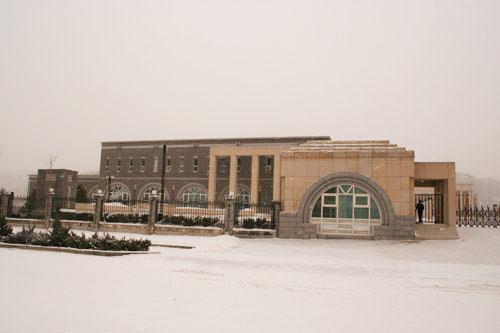 延安干部学院