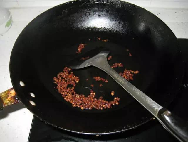 炎炎夏日，这样腌黄瓜，给肉都不换!!!