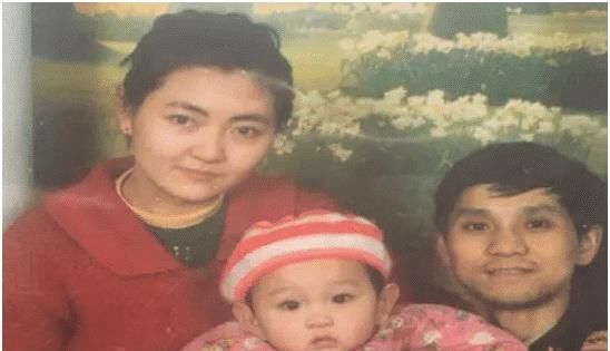 子偷走之后找回的假初中上教师亲儿子初中辍学大学张勇黄浒儿子图片