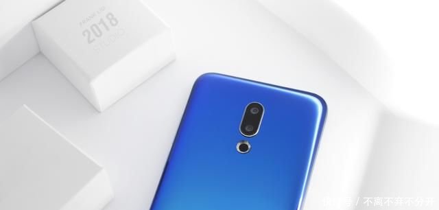 魅族16th极光蓝成公敌,网友:颜值价格都是假的