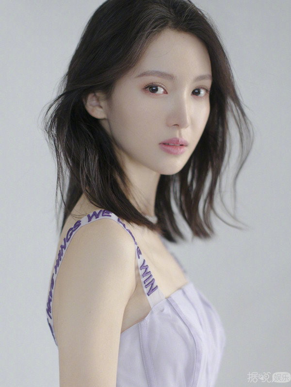 每个星期都换女友？邓伦再百搭都禁不起这样安排啊