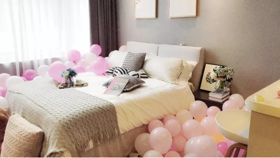 城家公寓怎么样,这间斩获少女心的粉色气球屋能美成什么样