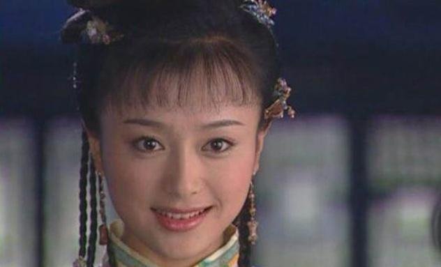 还珠知画难产时,谁注意到她第一个喊的是谁暴