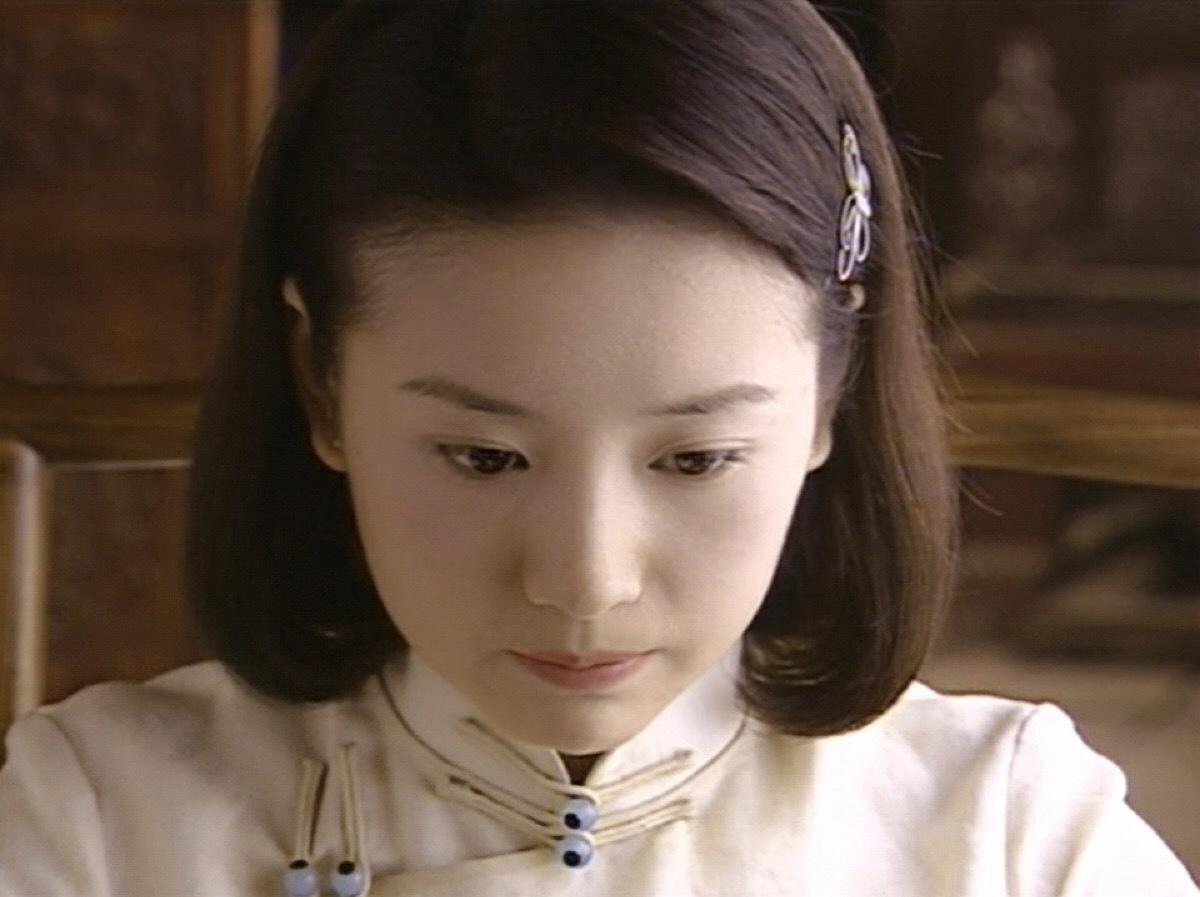 38岁董洁近照曝光,面容憔悴人老色衰,冷清秋再