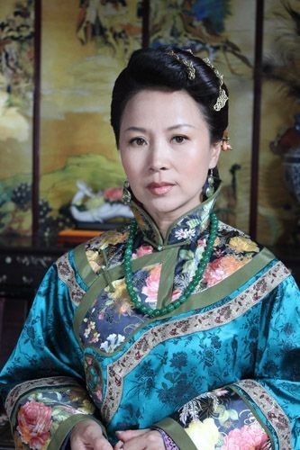 电视剧《范府大院》月娘的扮演者是谁