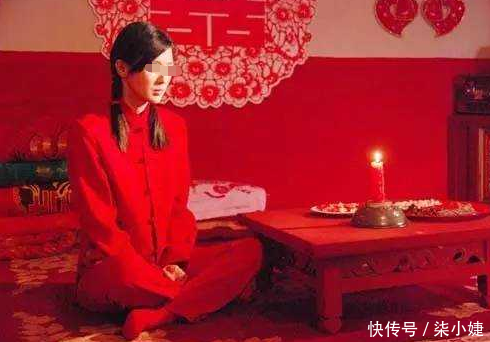 娶了个傻子老婆,新婚夜不想和她同房,她生气打我,知原因我笑了