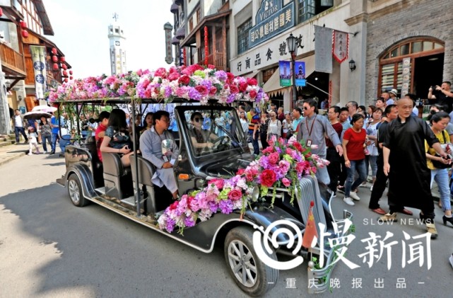 五一首日 重庆洋人街、两江影视城耍法多