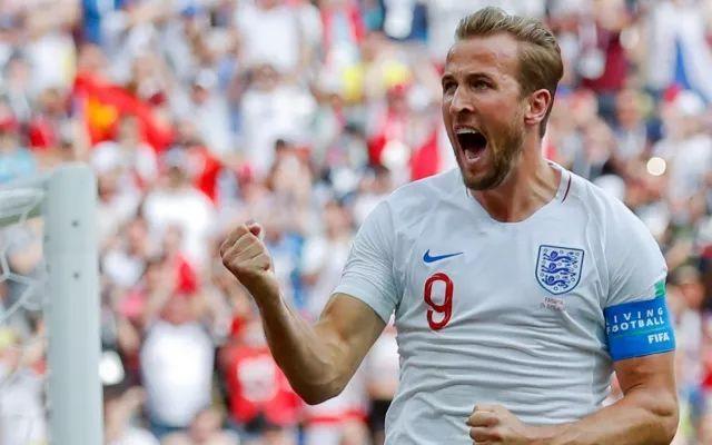 英格兰真的回来了,队长哈里·凯恩上演帽子戏