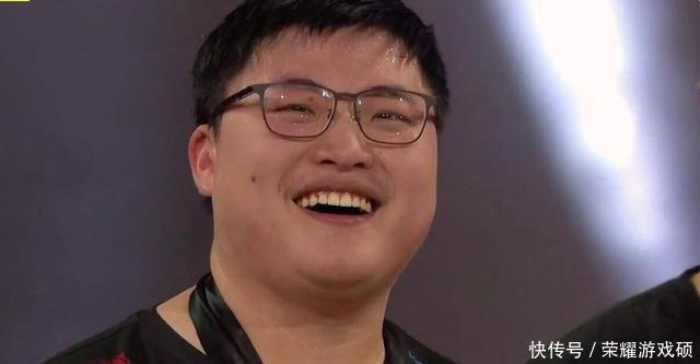 路人剑圣出道!职业劫玩AD!关于UZI的冷知识