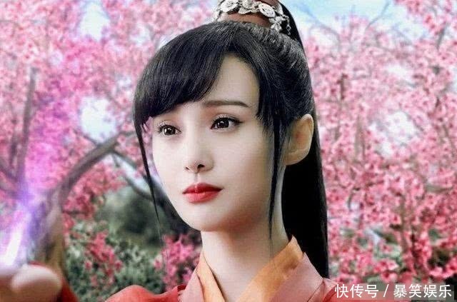 电视剧中戴美瞳的明星,tfboys很吓人,郑爽唐嫣