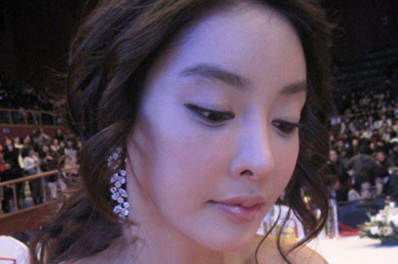 张紫妍事件又爆新料,两位娱乐圈大鳄被揪出,