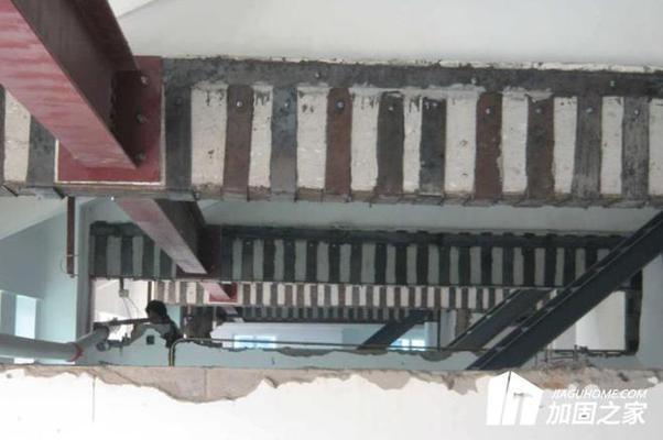 梁粘贴钢板加固用活动脚手架吗(梁粘贴钢板加固中活动脚手架的选择) 结构框架设计 第2张 梁粘贴钢板加固用活动脚手架吗(梁粘贴钢板加固中活动脚手架的选择) 结构框架设计 第2张