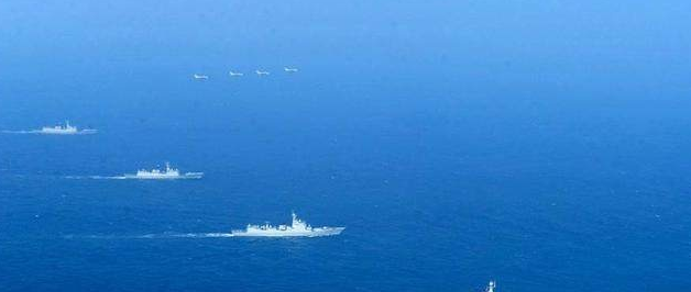 中印海军实力对比看看航母就知道差距有多几条