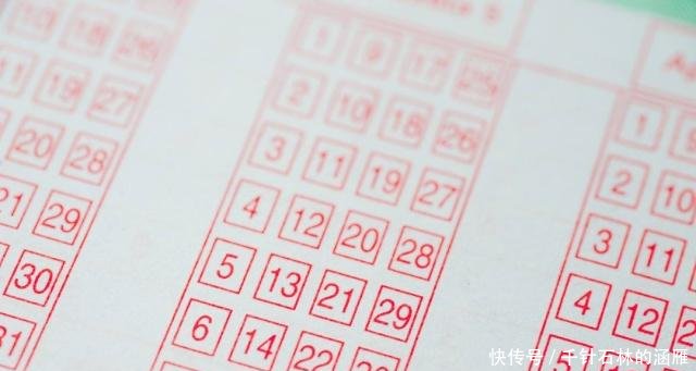 双色球140期中奖号码出炉,老彩民这次戴面具的