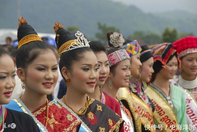 此国百姓说：我们和中国人有九分相似，曾甘愿成中国一个省