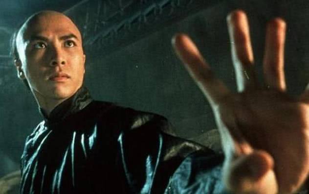 袁和平执导的九部电影,捧红成龙,发掘甄子丹,李连杰这部最经典