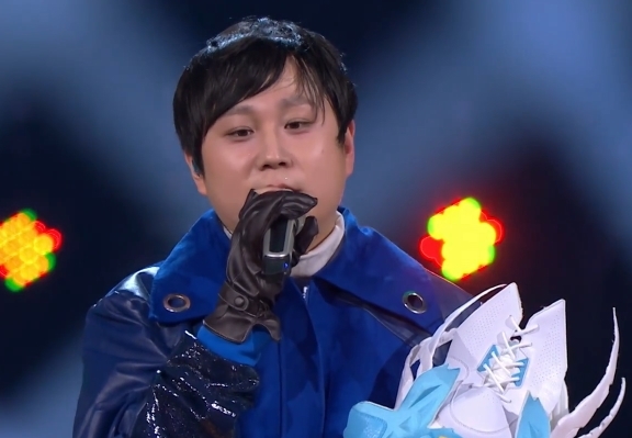 蒙面唱将猜猜猜2大张伟模仿林俊杰,球鞋侠竟泪