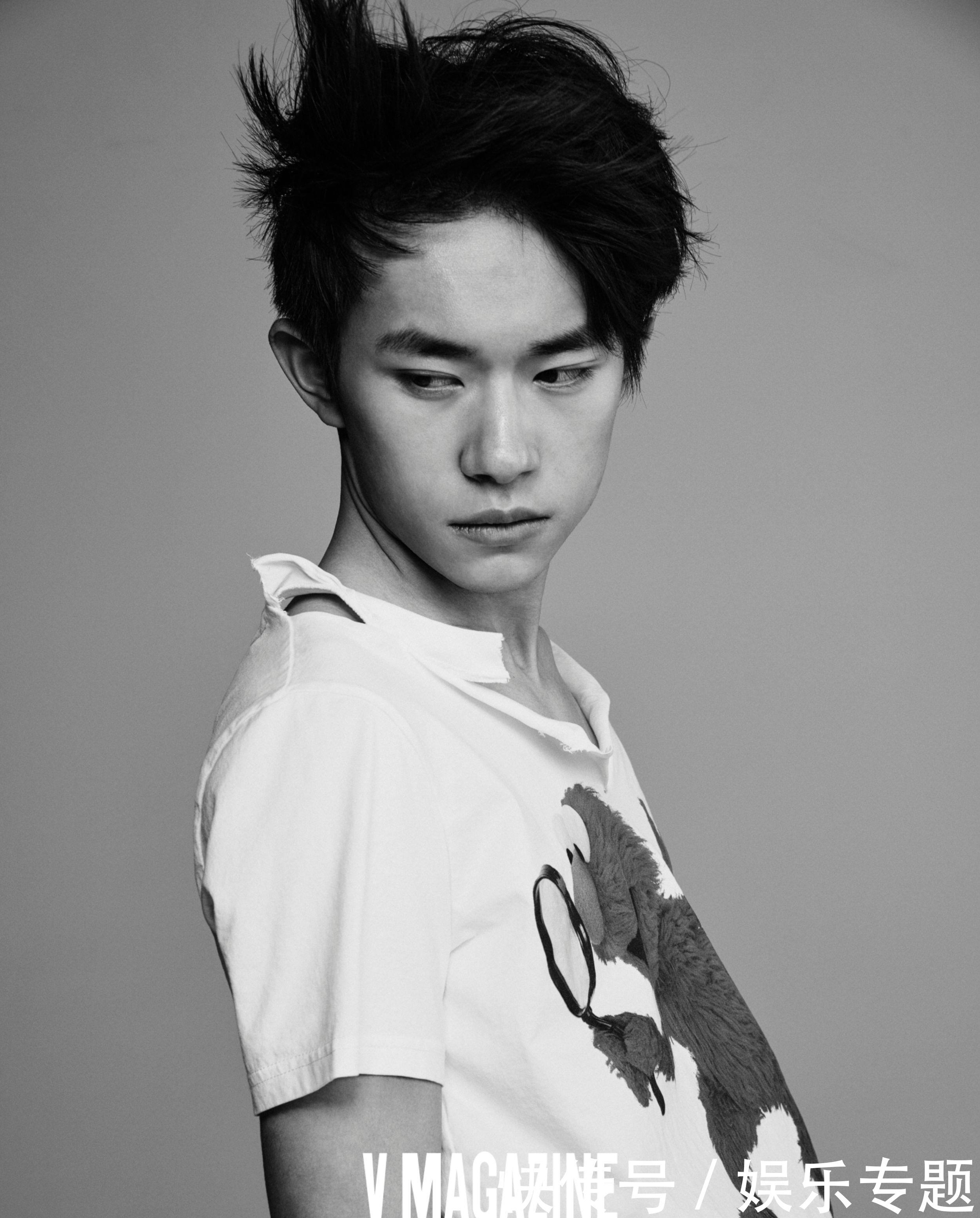 湖南五四晚会通知函中有易烊千玺,再想到王俊