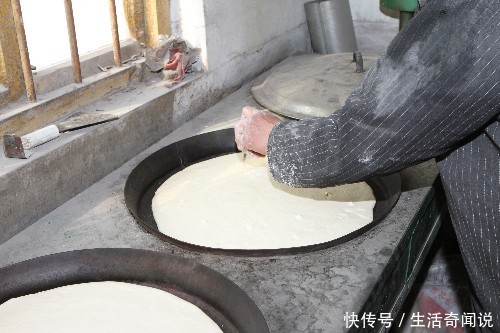 7旬老人做一种美食40年,一手拉扯5个儿女成人