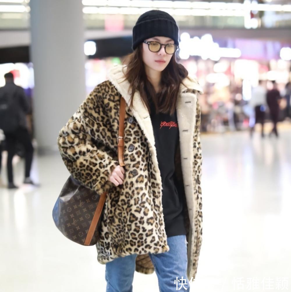 冬天绝对不要露脚踝, 像钟楚曦一样裤子包住靴