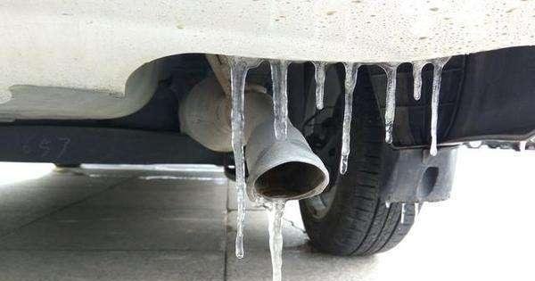 冬季停车留个心眼,别等打不着火才着急,半数车