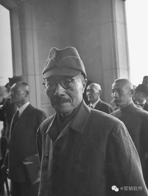 此人是日本侵华中让国人最恨的二战甲级战犯,