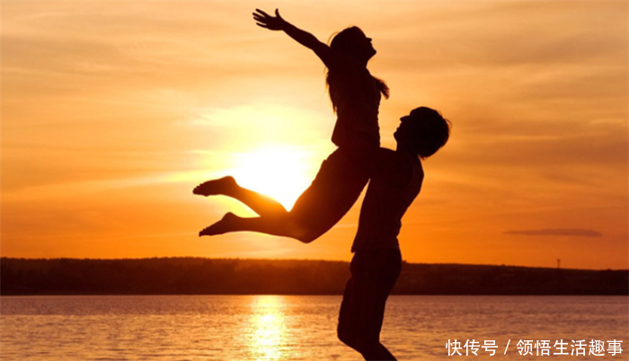 我选择远嫁,继母说只给5千陪嫁,婚后半年取钱