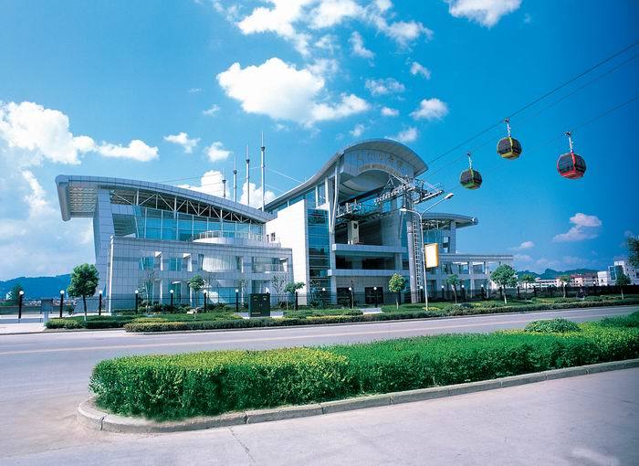 湖南张家界永定区有没有一个叫夏宇的女孩?