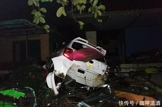 火山的报复大海啸突袭印尼多人伤亡,疑为杀人