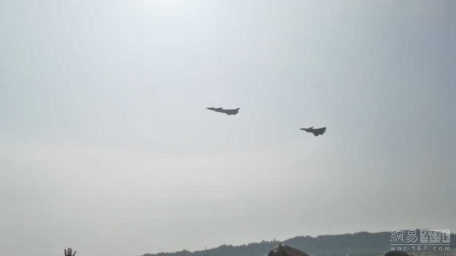 中国最先进战机座舱内部解密:当前仅供歼20