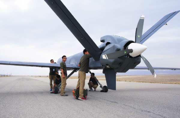 无敌!中国最强察打一体无人机装备最新武器:黄