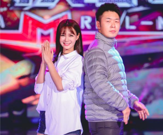 结婚了?沈梦辰晒婚纱照,杜海涛喊话早生贵子,