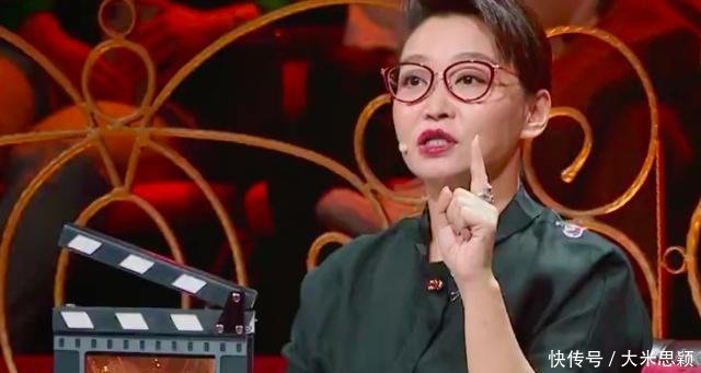 韩雪好拼!为演戏脱掉鞋袜,光脚站在地板上,章子