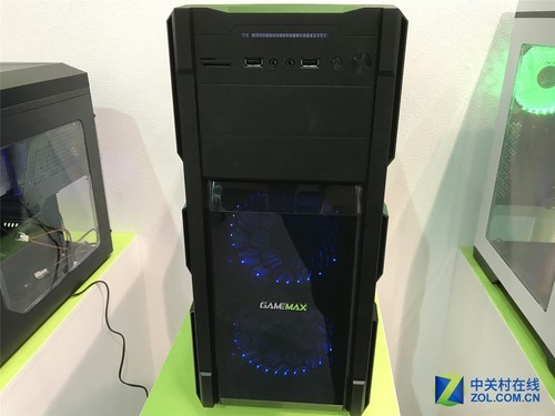 全方位实用设计 GAMEMAX新品亮相台北展(图3) 全方位实用设计 GAMEMAX新品亮相台北展(图3)