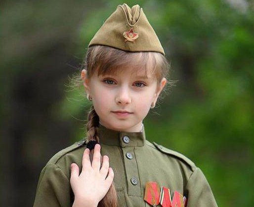 中国女兵和俄罗斯女兵,世界上最美的中国女兵