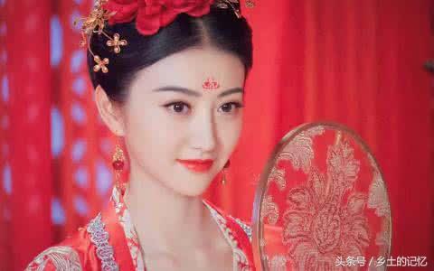 十大女明星罕见手绘图,我最喜欢唐嫣!你喜欢哪