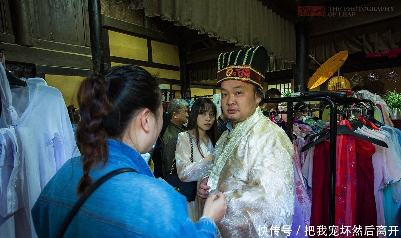 如今有人喜欢唐装汉服,为何日本人穿和服,中国