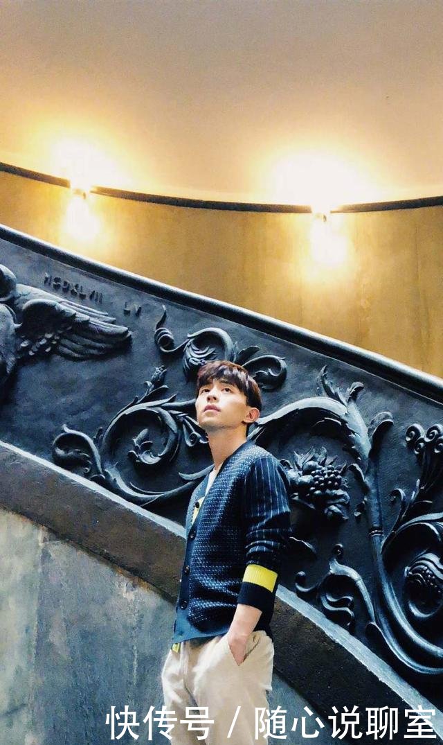 邓伦生日连更5条微博,圈内竟无一人送祝福