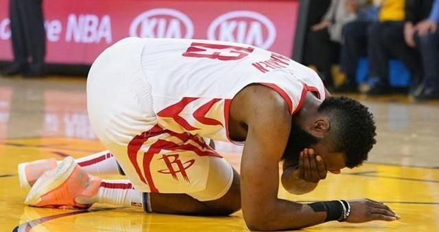 【访谈】哈登谈眼睛伤势:现在几乎看不见,不知