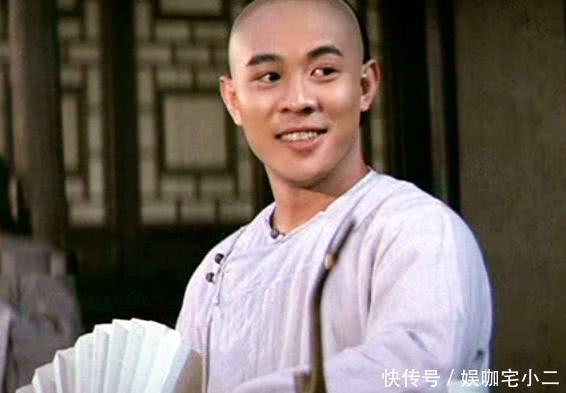 李连杰成病态老头,脸上浮肿完全认不出