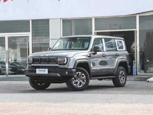 钢架车棚价格(阳光板车棚价格) 钢结构钢结构停车场设计 第2张 钢架车棚价格(阳光板车棚价格) 钢结构钢结构停车场设计 第2张