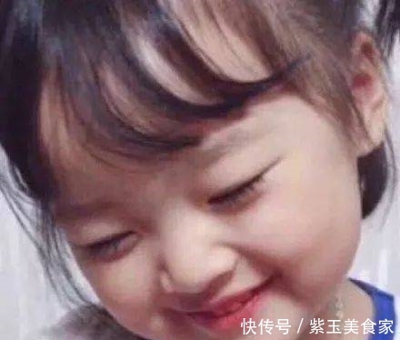 满满的胶原蛋满,红烧黄豆猪蹄享受美味的同时还能养颜! 亚洲城ca88电脑版官网