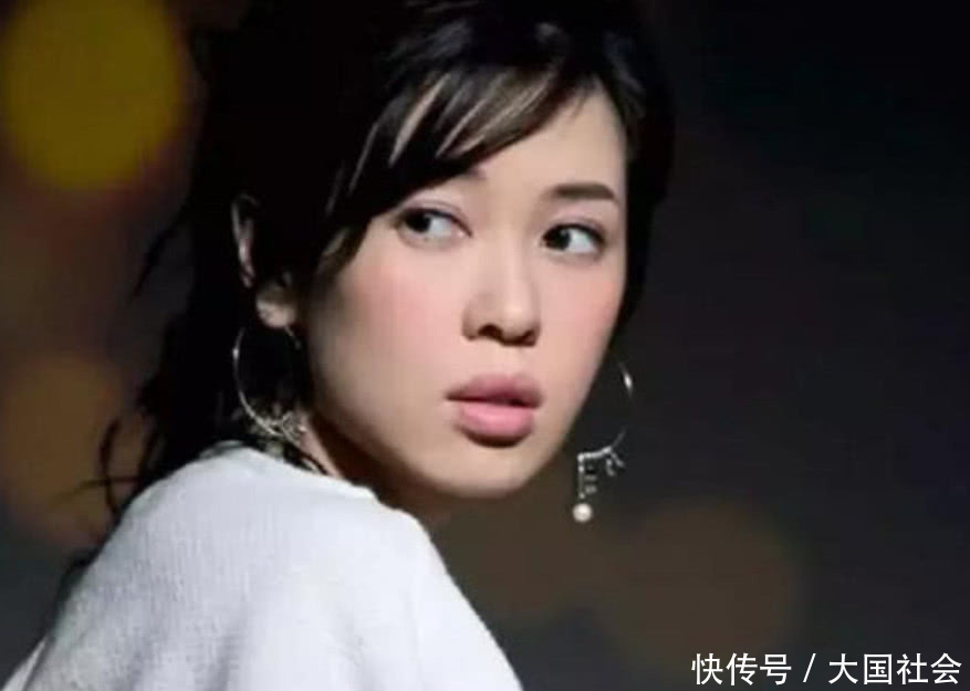 那些拥有高级嘴唇的女明星,辛芷蕾最普通,性感妹子网友v嘴唇图片图片