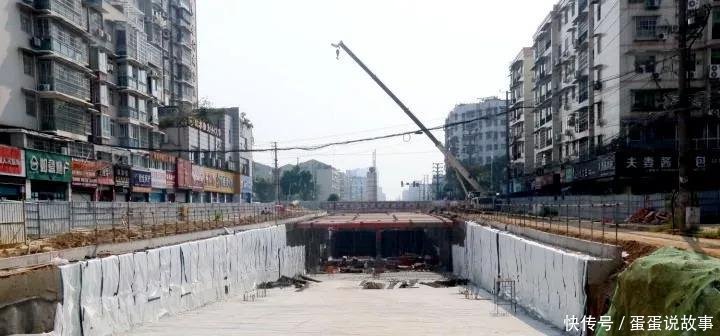四川南充 西华路下穿隧道初见雏形, 原来长成这