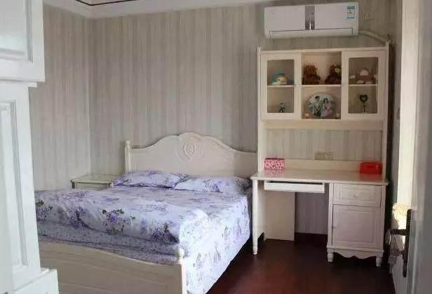 姐夫家北京三环有套房,50W纯欧式风装修,卧室